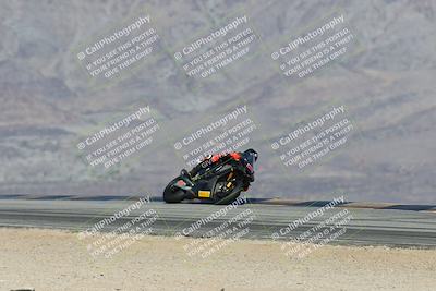 media/Dec-07-2025-CVMA (Sun) [[3e7d2de5dc]]/Race 6-The Shootout/